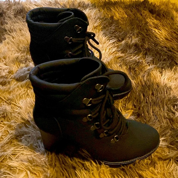 Boots - Picture 1 of 1